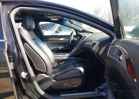 2017 Lincoln Mkz Select z USA, uszkodzony, nr VIN 3LN6L5D93HR602101